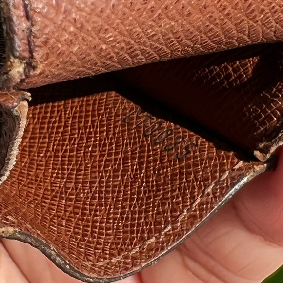 Louis Vuitton Cigar Case or Lipstick Case. Date Code CT0035 - Picture 14 of 16